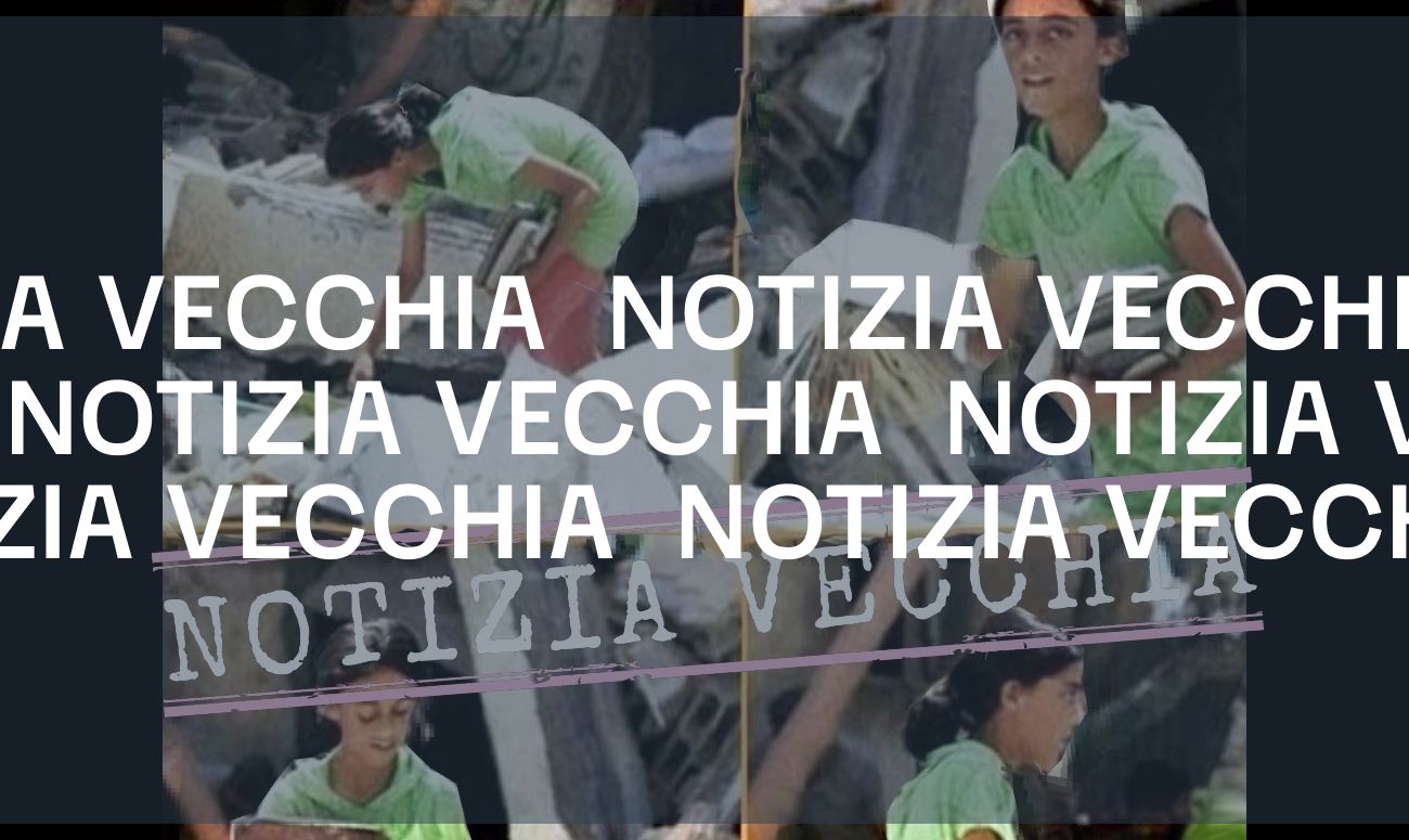 La foto della bambina palestinese che raccoglie libri tra le macerie è reale, ma del 2014