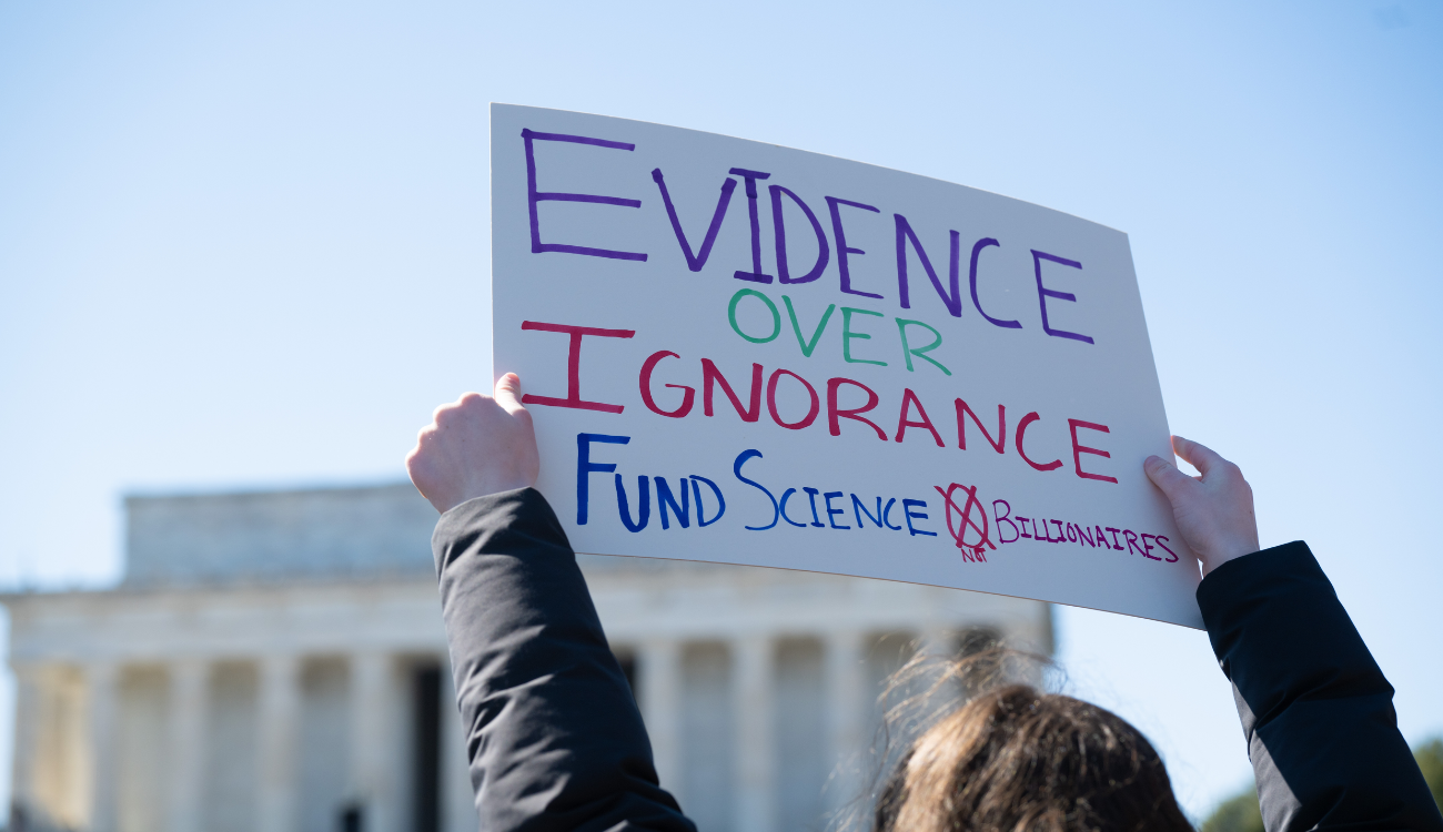 Gli scienziati da Facta.news gli scienziati americani vogliono scappare da trump